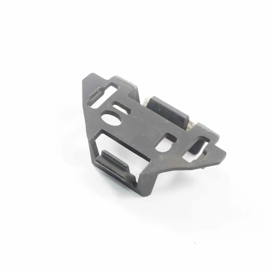 BMW F10 F11 Bouchon pare-chocs avant garniture bouchon factice panneau droit - SKU 7207150 - Numéro de pièce 7207150