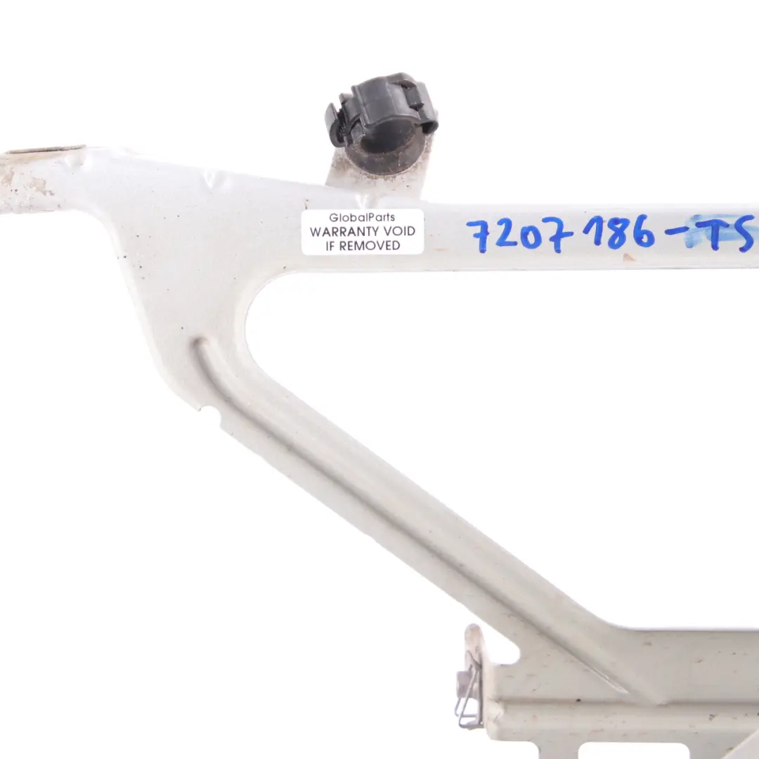 Fender Mounting Bracket Holder Wall Front Right O/S Titan Silver to BMW F01 F02 with Part number 7207186 BMW F01 F02 Fender Mounting Bracket Holder Wall Front Right O/S Titan Silver - SKU 7207186-TS - Part number 7207186