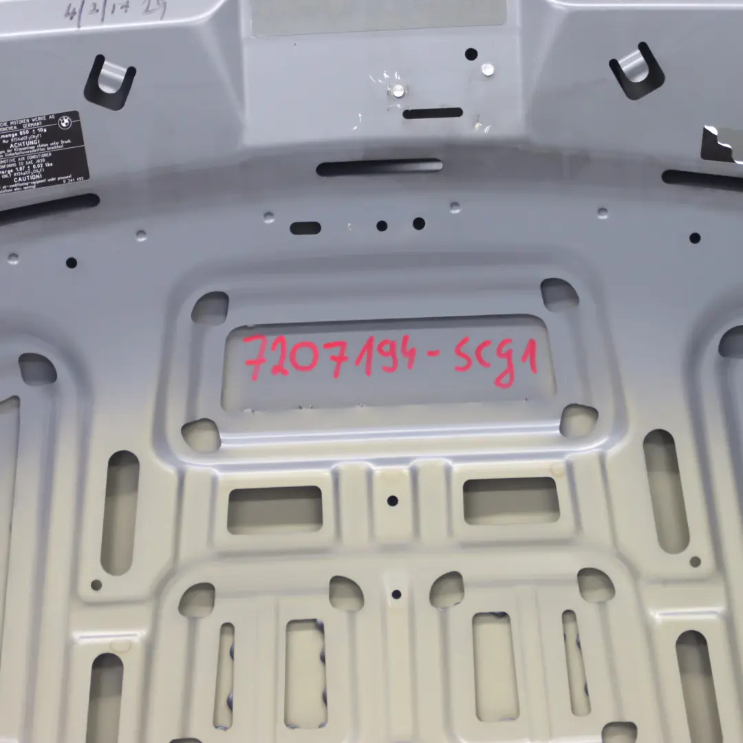 Maska Pokrywa Silnika Aluminium Spacegrau Szary Metalik - A52 do BMW F10 o numerze 7207194 BMW F10 Maska Pokrywa Silnika Aluminium Spacegrau Szary Metalik - A52 - SKU 7207194-SCG1 - Numer Części 7207194