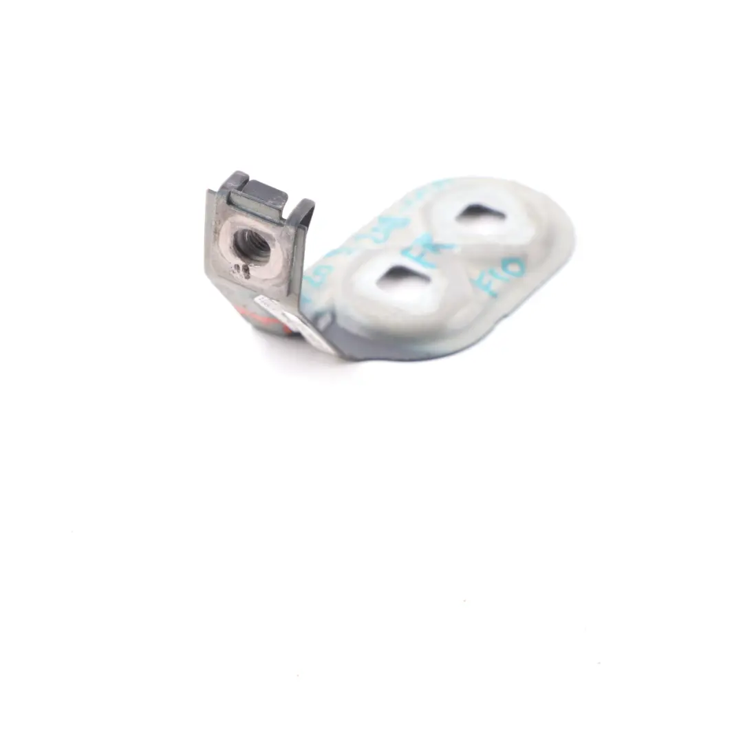 Uchwyt Mocowanie Błotnika Przedni Prawy Niebieski do BMW F10 F11 o numerze 7207208 BMW F10 F11 Uchwyt Mocowanie Błotnika Przedni Prawy Niebieski - SKU 7207208-IBB - Numer Części 7207208