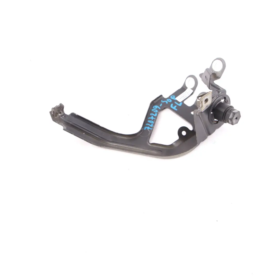 Soporte Delantero Izquierdo Panel Soporte Guardabarros Sofisto Gris para BMW F10 F11 con número de pieza 7207209 BMW F10 F11 Soporte Delantero Izquierdo Panel Soporte Guardabarros Sofisto Gris - SKU 7207209-SOP - Número de pieza 7207209