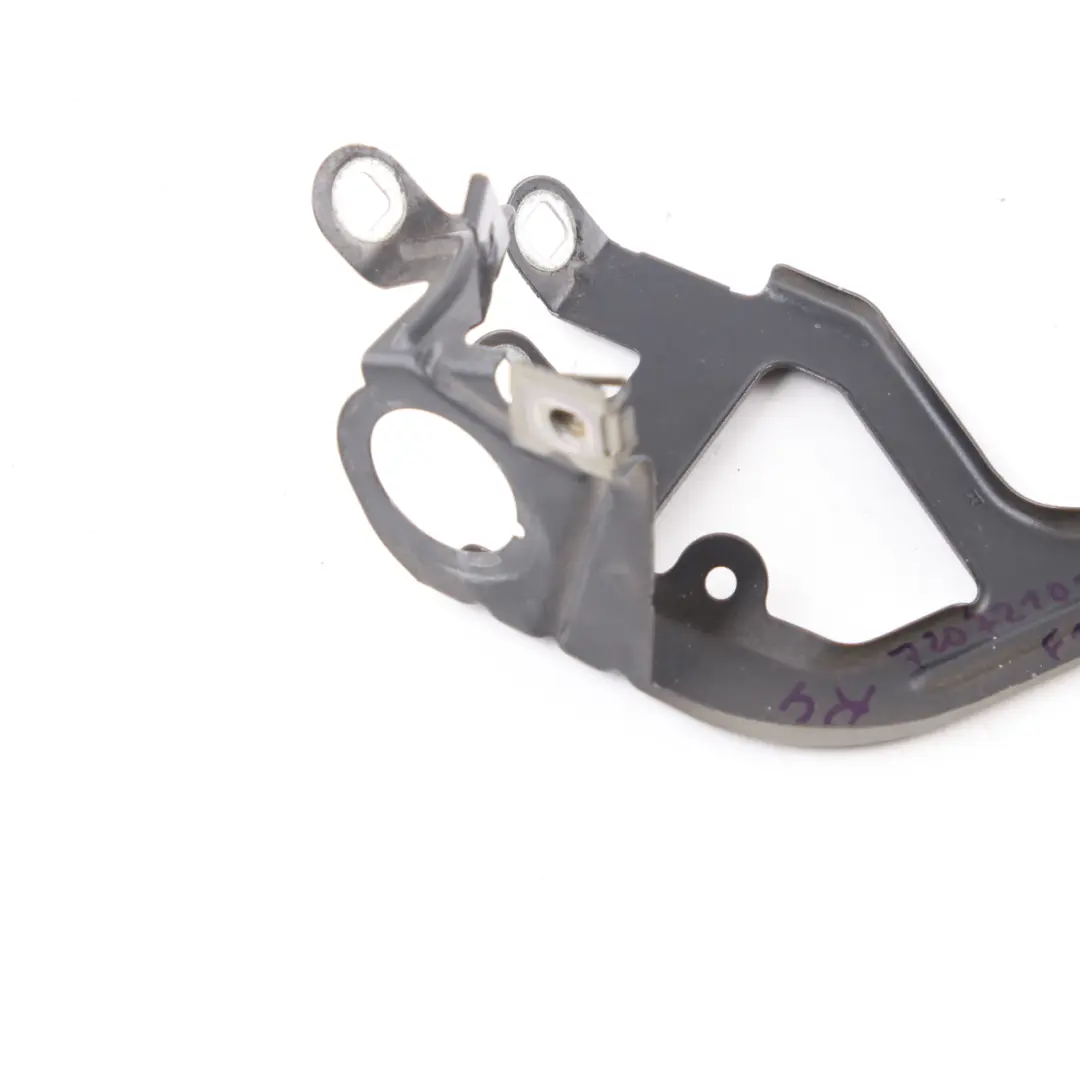  Support de garde boue avant droit BMW F10 F11 Sophisto Gris - SKU 7207210-SOP - Numéro de pièce 7207210