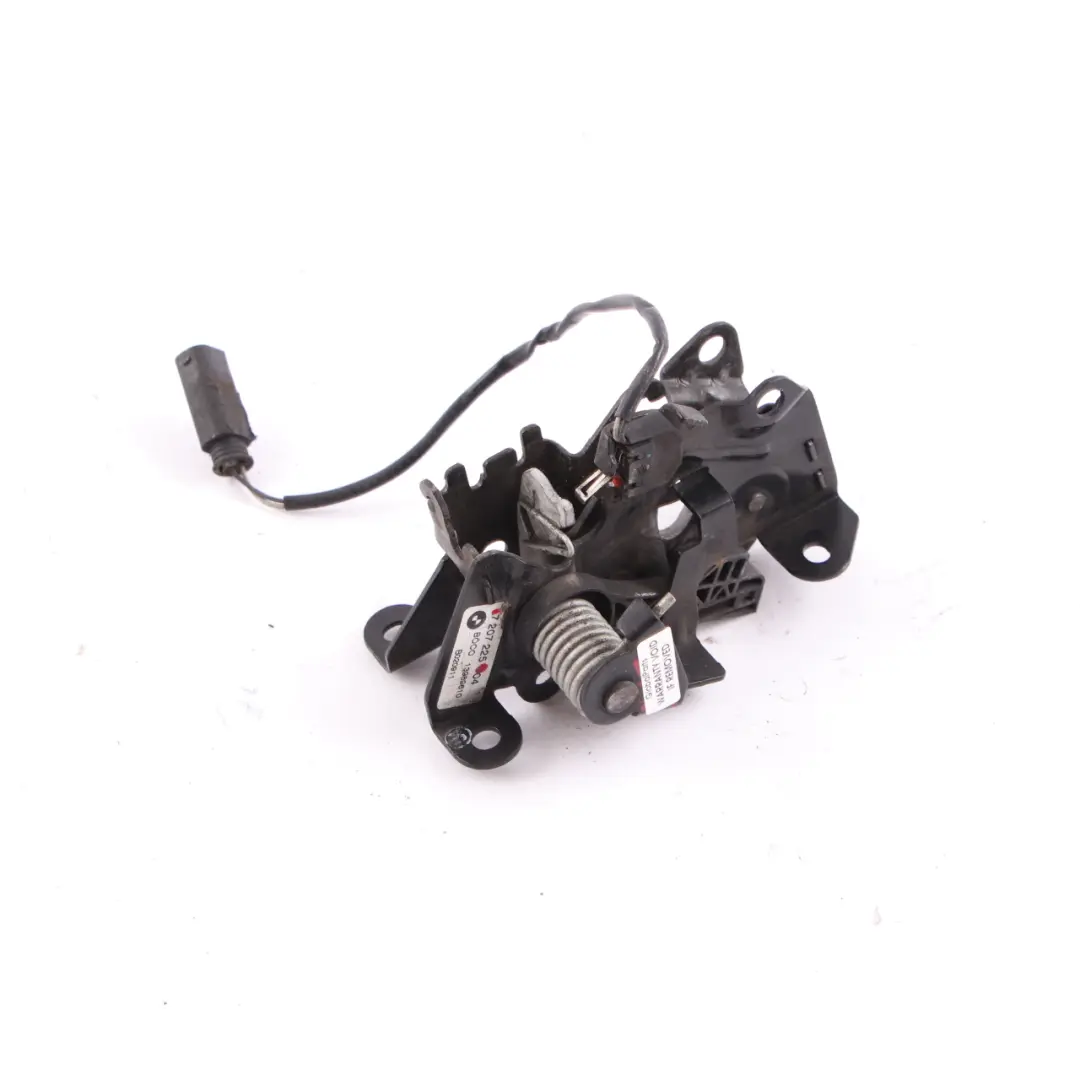 Lock Catch For Hood Bonnet Front Right to BMW Z4 Series E89 Cabrio Roadster with Part number 7207225 BMW Z4 Series E89 Cabrio Roadster Lock Catch For Hood Bonnet Front Right - SKU 7207225 - Part number 7207225