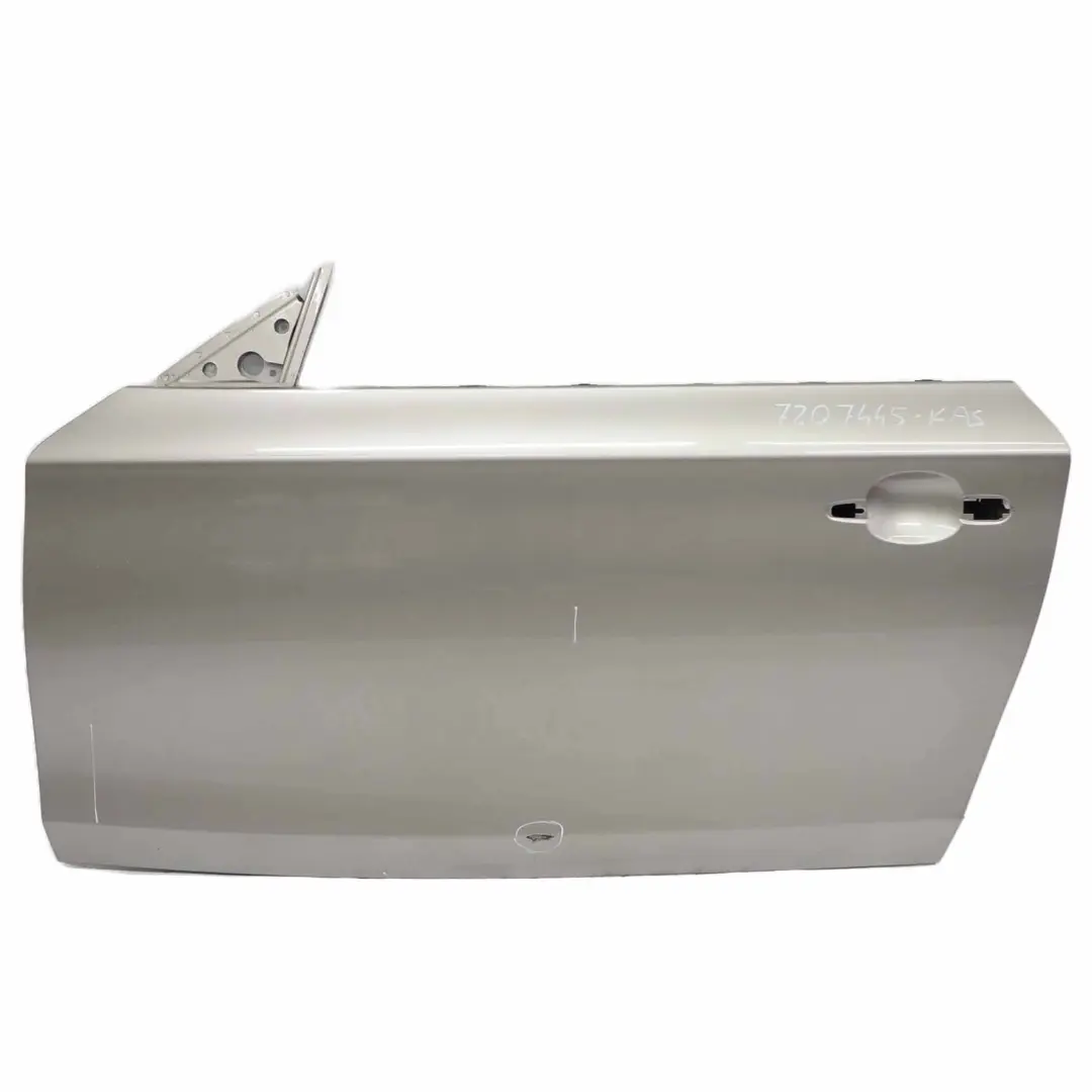 Puerta Delantera Izquierda E88 Kaschmirsilber Cashmere Silver - A72 para BMW E81 E82 con número de pieza 7207445 BMW E81 E82 Puerta Delantera Izquierda E88 Kaschmirsilber Cashmere Silver - A72 - SKU 7207445-KAS - Número de pieza 7207445