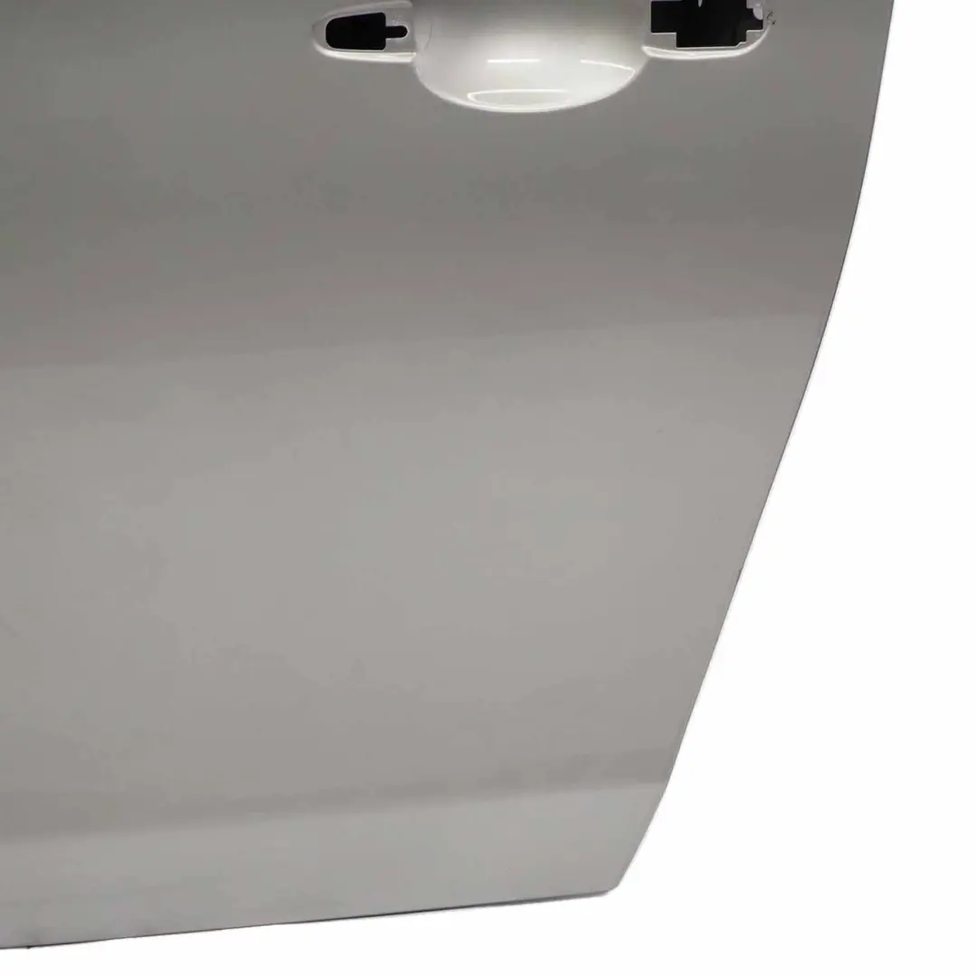 Door Front Left N/S E88 Kaschmirsilber Cashmere Silver - A72 to BMW E81 E82 with Part number 7207445 BMW E81 E82 Door Front Left N/S E88 Kaschmirsilber Cashmere Silver - A72 - SKU 7207445-KAS - Part number 7207445