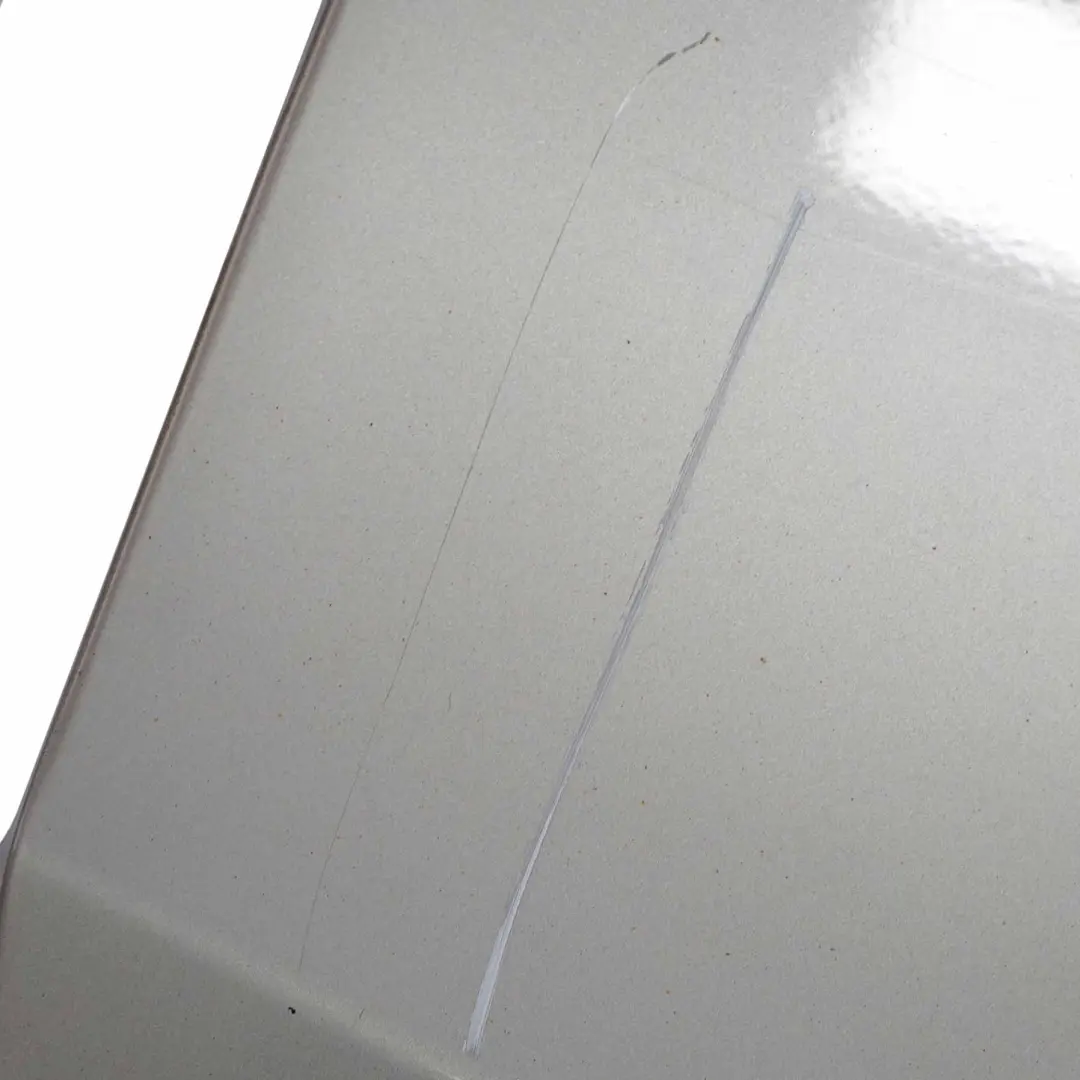 Porta anteriore sinistra E88 Kaschmirsilber Cashmere Argento - A72 per BMW E81 E82 con numero di parte 7207445 BMW E81 E82 Porta anteriore sinistra E88 Kaschmirsilber Cashmere Argento - A72 - SKU 7207445-KAS - Numero di parte 7207445