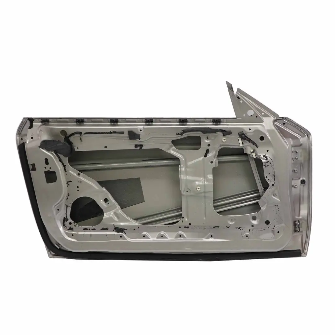 Gauche E88 Kaschmirsilber Cashmere Silver - A72 pour BMW E81 E82 Porte Avant à propos du numéro de pièce 7207445 BMW E81 E82 Porte Avant Gauche E88 Kaschmirsilber Cashmere Silver - A72 - SKU 7207445-KAS - Numéro de pièce 7207445