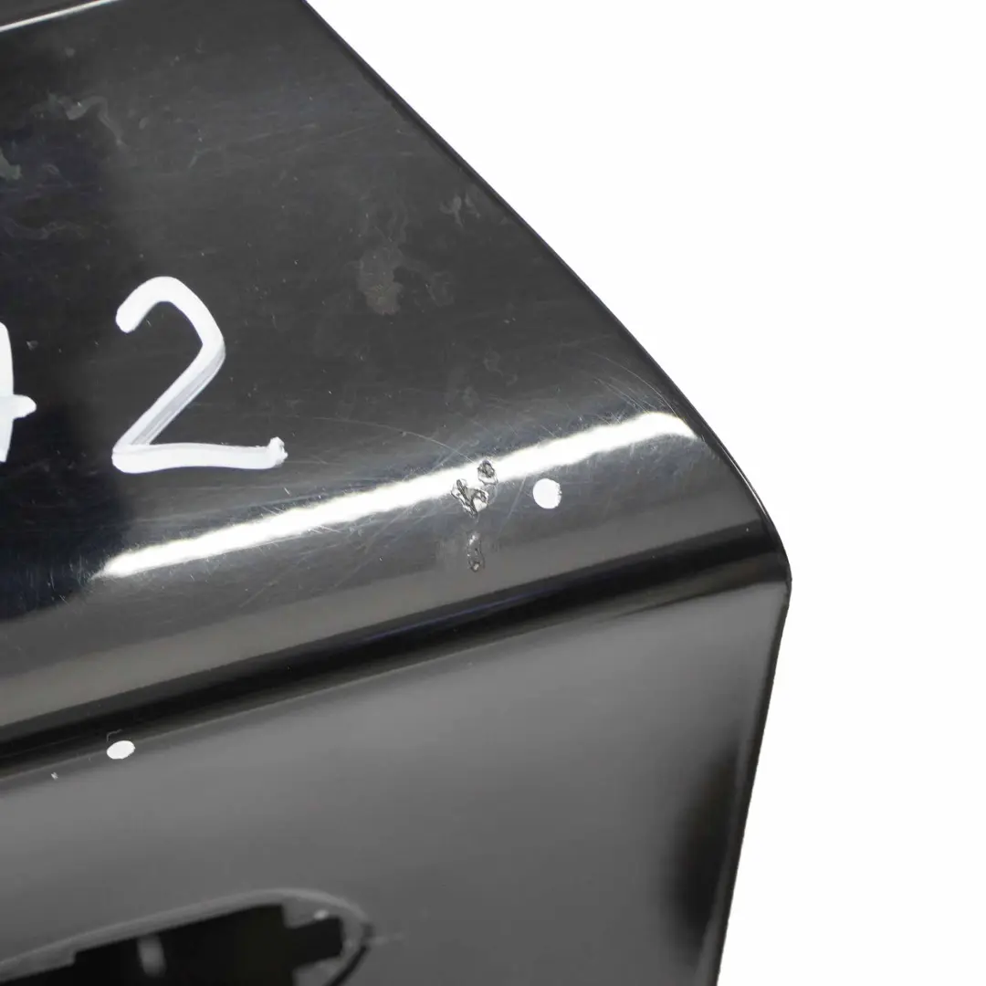 Puerta Delantera Izquierda Schwarz 2 Negro - 668 para BMW E81 E82 E88 con número de pieza 7207445 BMW E81 E82 E88 Puerta Delantera Izquierda Schwarz 2 Negro - 668 - SKU 7207445-SCH2 - Número de pieza 7207445