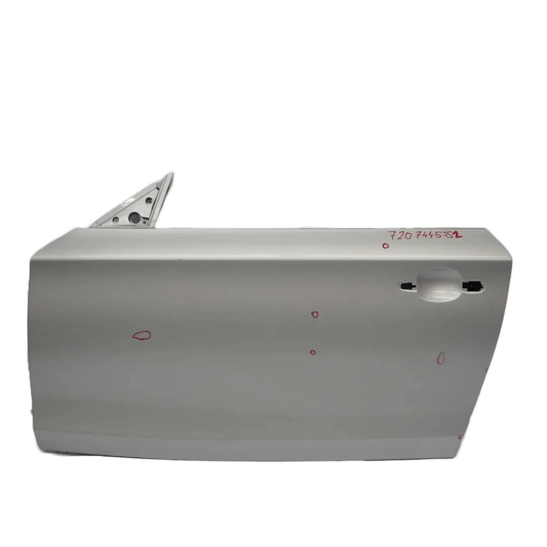 Porta Anteriore Sinistra Titansilber Titan Silver Metallic - 354 per BMW E81 E82 E88 con numero di parte 7207445 BMW E81 E82 E88 Porta Anteriore Sinistra Titansilber Titan Silver Metallic - 354 - SKU 7207445-TS2 - Numero di parte 7207445