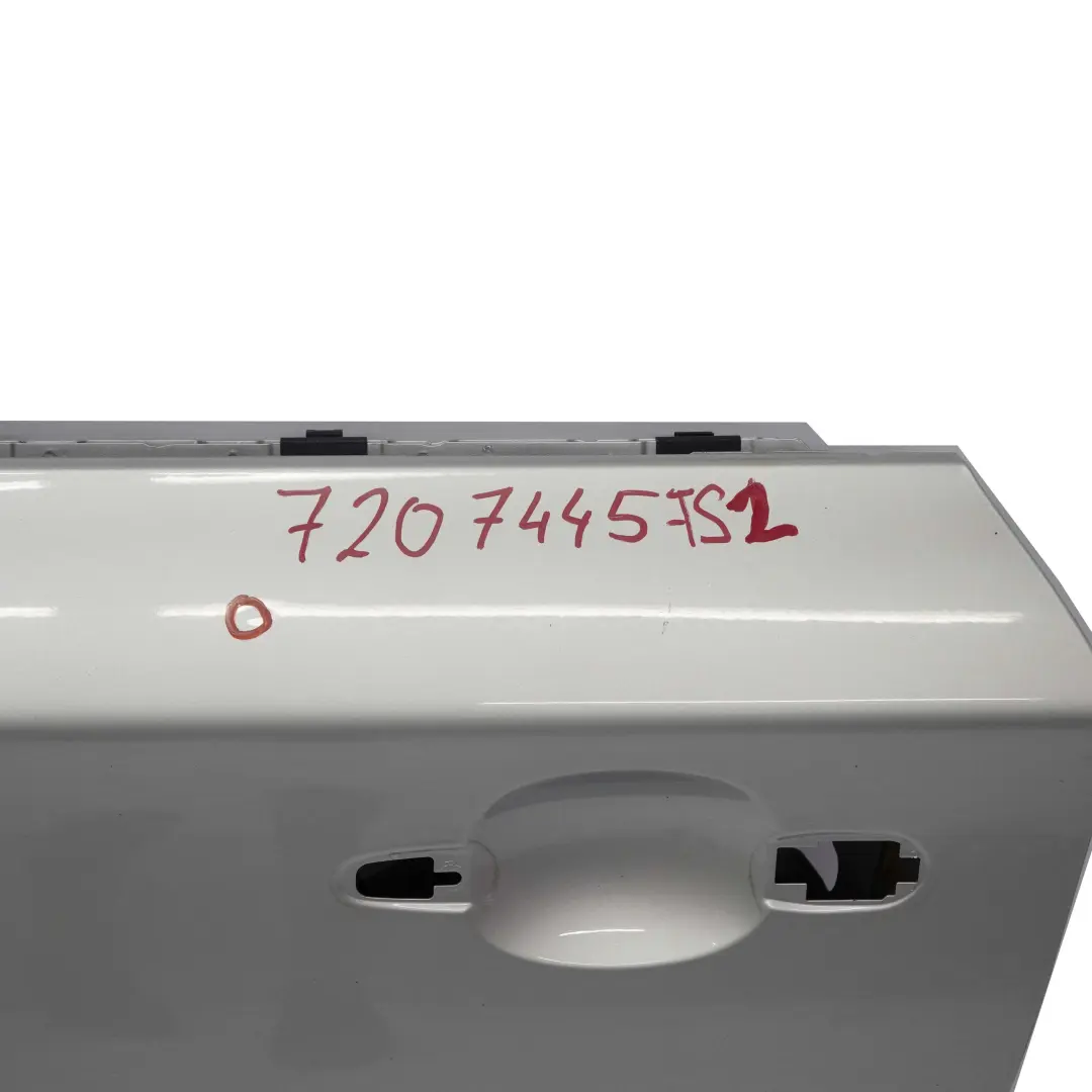 Drzwi Lewe Przednie Titansilber do BMW E81 E82 E88 o numerze 7207445 BMW E81 E82 E88 Drzwi Lewe Przednie Titansilber - SKU 7207445-TS2 - Numer Części 7207445