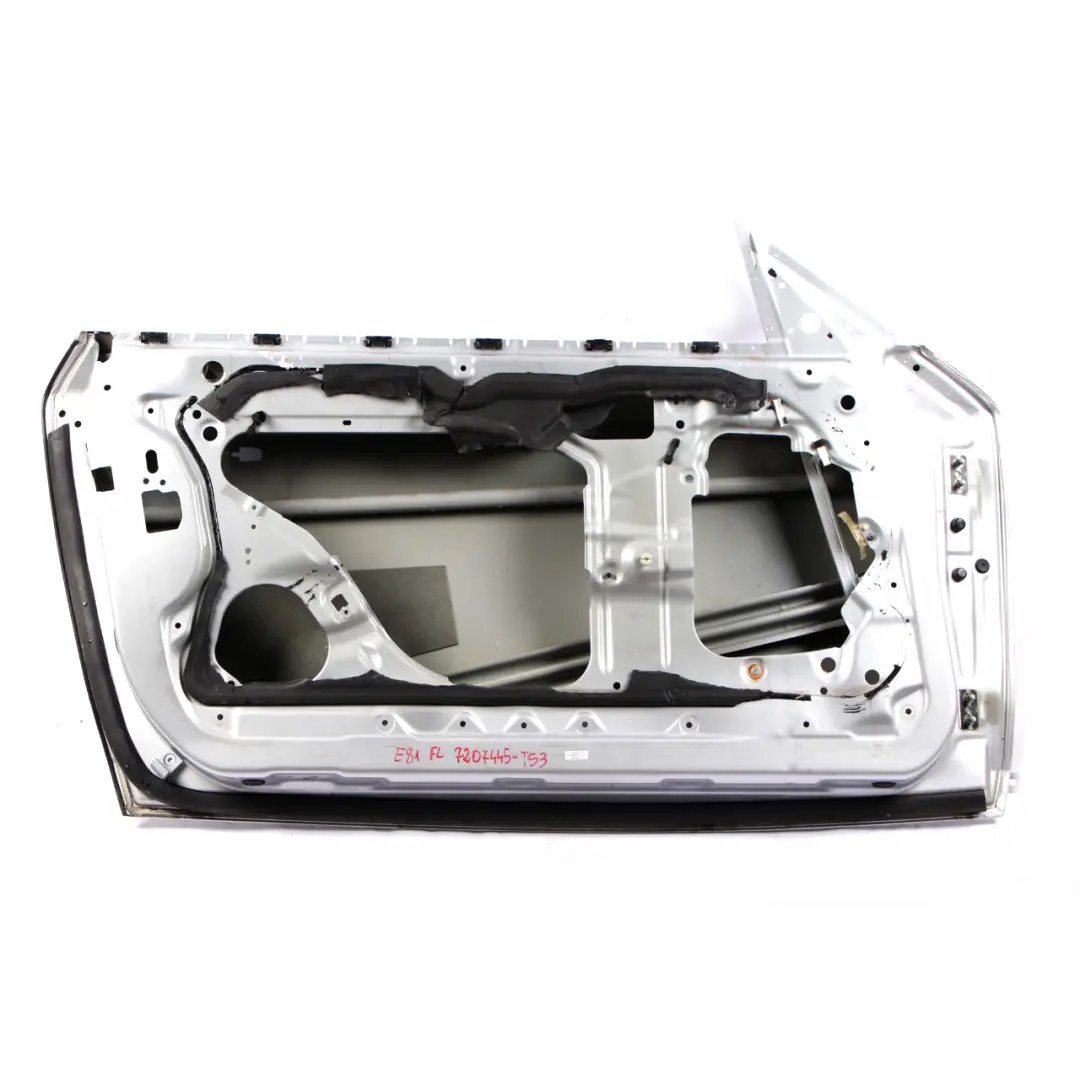 Door Front Left N/S Titansilber Titan Silver Metallic - 354 to BMW 1 E81 E82 E88 with Part number 7207445 BMW 1 E81 E82 E88 Door Front Left N/S Titansilber Titan Silver Metallic - 354 - SKU 7207445-TS3 - Part number 7207445