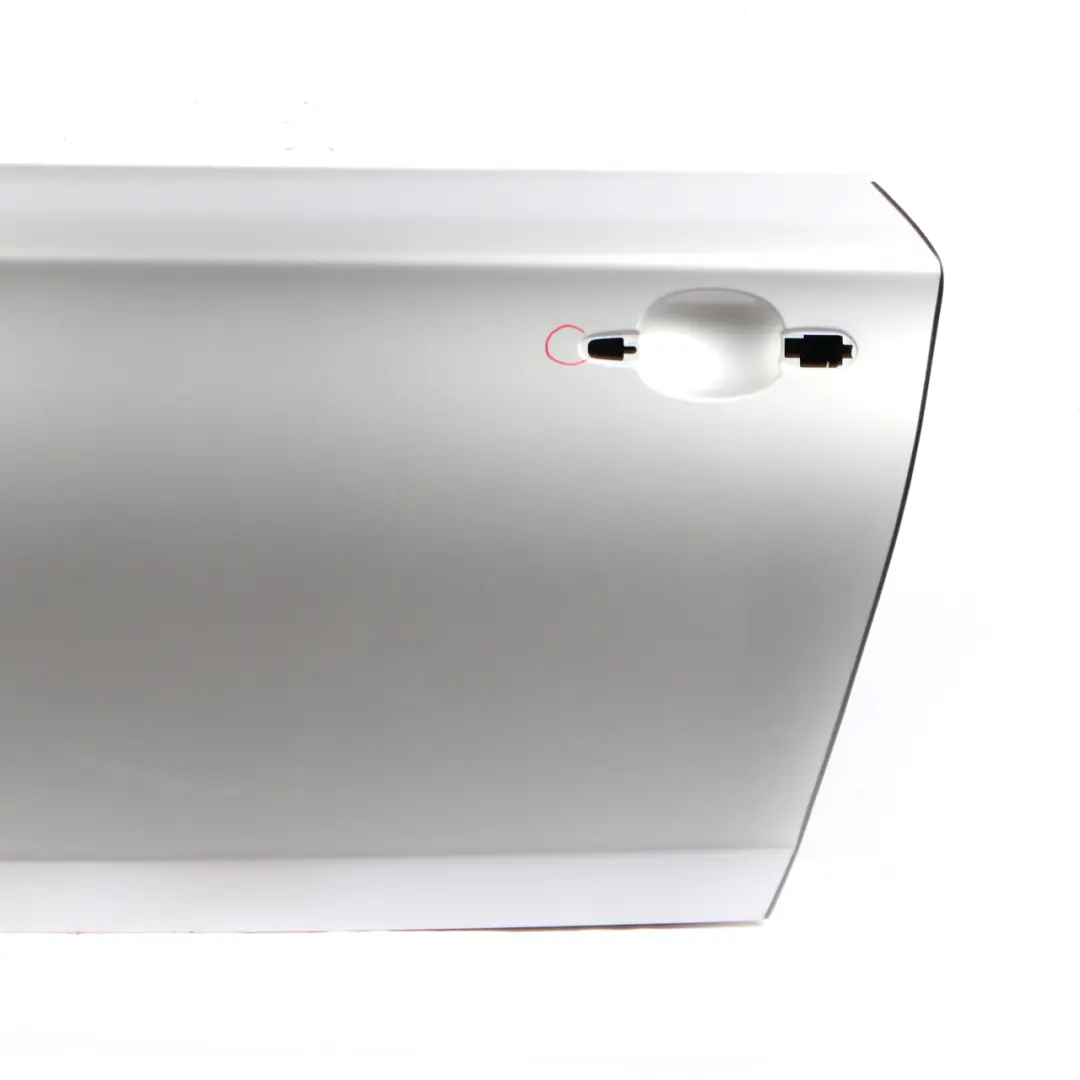 Door Front Left N/S Titansilber Titan Silver Metallic - 354 to BMW 1 E81 E82 E88 with Part number 7207445 BMW 1 E81 E82 E88 Door Front Left N/S Titansilber Titan Silver Metallic - 354 - SKU 7207445-TS3 - Part number 7207445