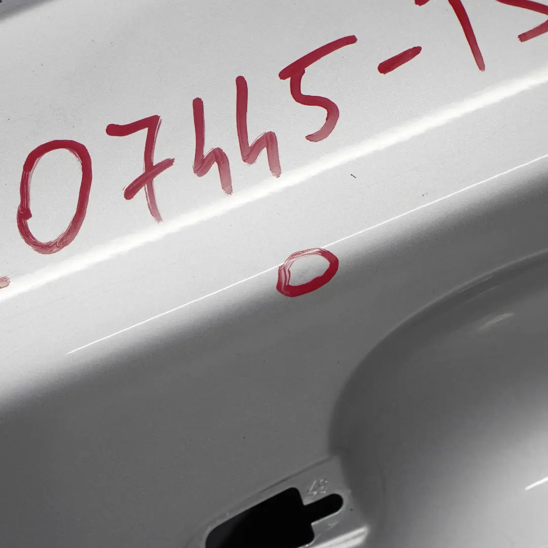 Drzwi Lewe Przednie Titansilber do BMW E81 E82 E88 o numerze 7207445 BMW E81 E82 E88 Drzwi Lewe Przednie Titansilber - SKU 7207445-TS5 - Numer Części 7207445