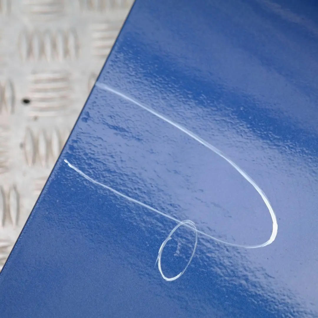 Porta anteriore destra Montegoblau Blu - A51 per BMW E81 E82 E88 con numero di parte 7207446-MTB BMW E81 E82 E88 Porta anteriore destra Montegoblau Blu - A51 - SKU 7207446-MTB - Numero di parte 7207446-MTB