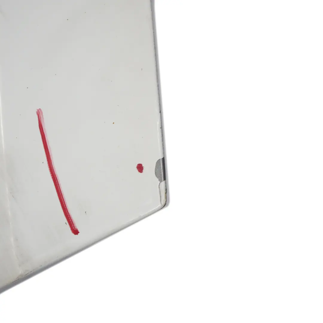 Porta Anteriore Destra Alpinweiss Alpine White - 300 per BMW E81 E82 E88 con numero di parte 7207446 BMW E81 E82 E88 Porta Anteriore Destra Alpinweiss Alpine White - 300 - SKU 7207446-AW1 - Numero di parte 7207446