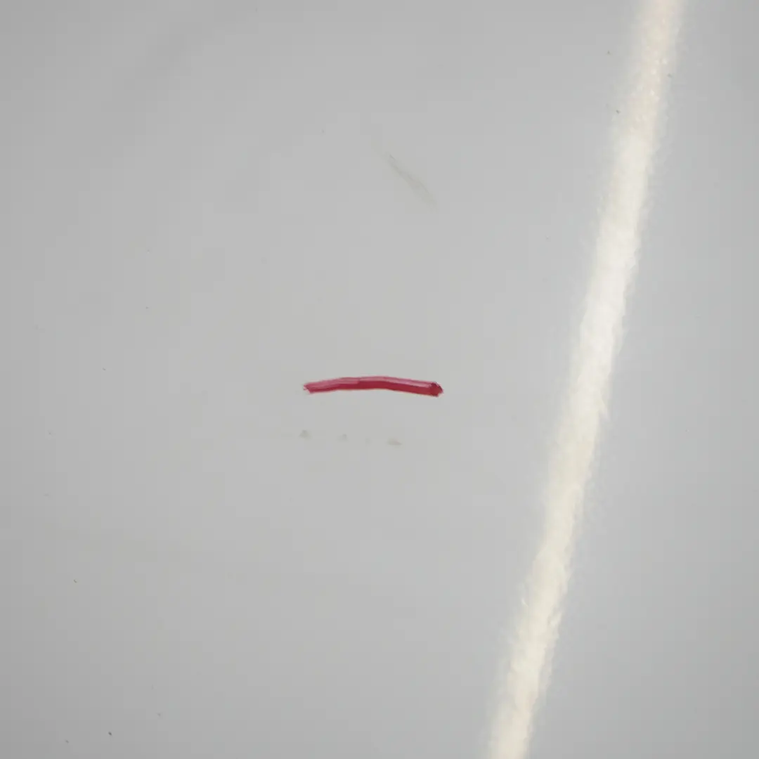 Puerta Delantera Derecha Alpinweiss 3 Alpine White - 300 para BMW E81 E82 E88 con número de pieza 7207446 BMW E81 E82 E88 Puerta Delantera Derecha Alpinweiss 3 Alpine White - 300 - SKU 7207446-AW1 - Número de pieza 7207446