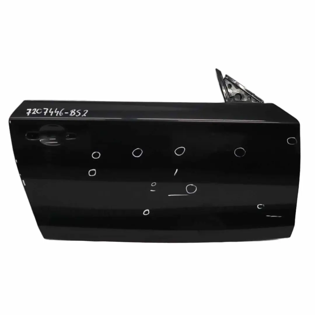 Puerta Delantera Derecha Zafiro Negro Metalizado 475 para BMW E81 E82 E88 con número de pieza 7207446 BMW E81 E82 E88 Puerta Delantera Derecha Zafiro Negro Metalizado 475 - SKU 7207446-BS2 - Número de pieza 7207446