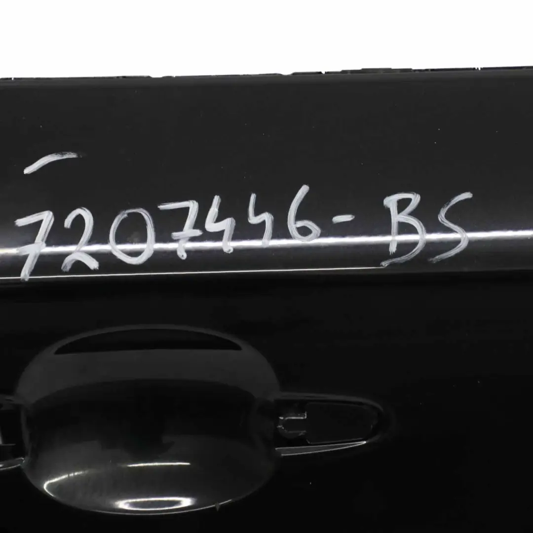 Drzwi Prawy Przód Black Sapphire - 475 do BMW E81 E88 o numerze 7207446 BMW E81 E88 Drzwi Prawy Przód Black Sapphire - 475 - SKU 7207446-BS - Numer Części 7207446