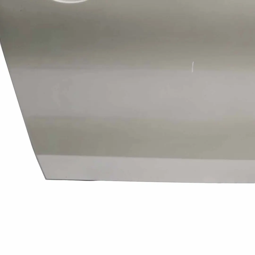 Tür vorne rechts E88 Kaschmirsilber Cashmere Silver - A72 für BMW E81 E82 mit Teilenummer 7207446 BMW E81 E82 Tür vorne rechts E88 Kaschmirsilber Cashmere Silver - A72 - SKU 7207446-KAS2 - Teilenummer 7207446