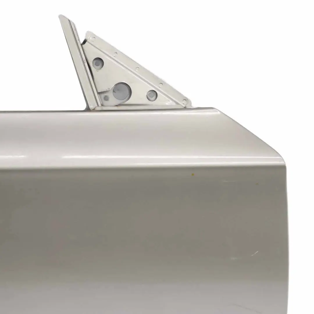 Door Front Right O/S E88 Kaschmirsilber Cashmere Silver - A72 to BMW E81 E82 with Part number 7207446 BMW E81 E82 Door Front Right O/S E88 Kaschmirsilber Cashmere Silver - A72 - SKU 7207446-KAS2 - Part number 7207446