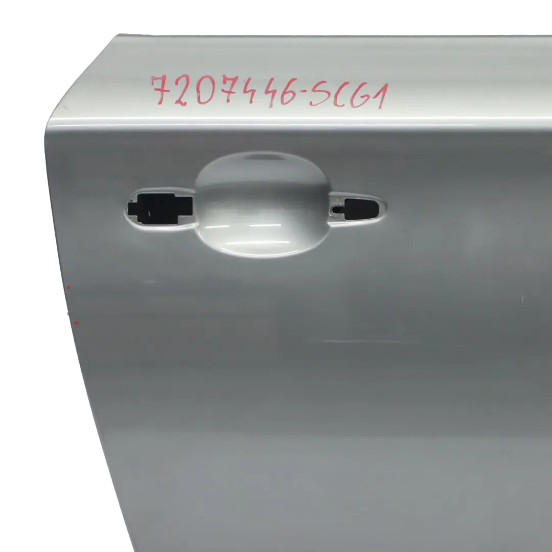 Puerta Delantera Derecha E82 E88 Spacegrau Gris Espacial Metalizado A52 para BMW E81 con número de pieza 7207446 BMW E81 Puerta Delantera Derecha E82 E88 Spacegrau Gris Espacial Metalizado A52 - SKU 7207446-SCG1 - Número de pieza 7207446