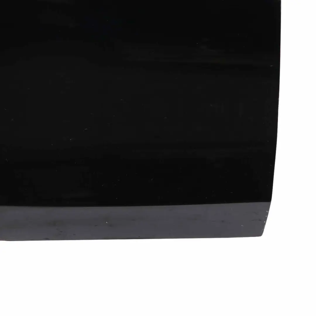 Door Front Right O/S Schwarz 2 Black - 668 to BMW E81 E82 E88 with Part number 7207446 BMW E81 E82 E88 Door Front Right O/S Schwarz 2 Black - 668 - SKU 7207446-SCH1 - Part number 7207446