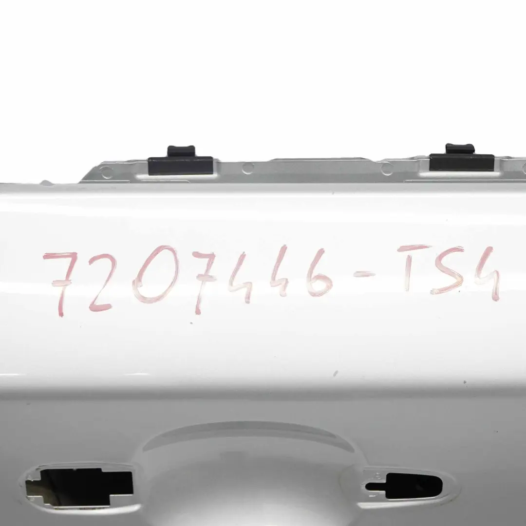 Porta anteriore destra Titansilber Titan Silver Metallic - 354 per BMW E81 E82 E88 con numero di parte 7207446 BMW E81 E82 E88 Porta anteriore destra Titansilber Titan Silver Metallic - 354 - SKU 7207446-TS4 - Numero di parte 7207446
