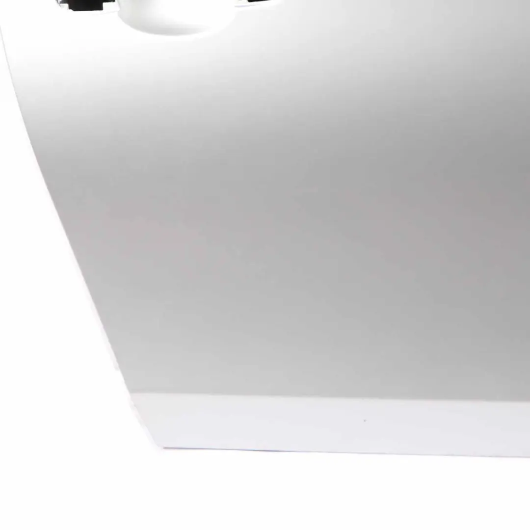 Door Front Right O/S Titansilber Titan Silver Metallic - 354 to BMW E81 E82 E88 with Part number 7207446 BMW E81 E82 E88 Door Front Right O/S Titansilber Titan Silver Metallic - 354 - SKU 7207446-TS - Part number 7207446