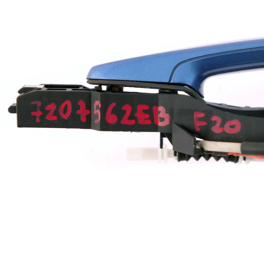 Maniglia posteriore destra Estoril Blau Blu metallizzato B45 per BMW F20 LCI con numero di parte 7207562 BMW F20 LCI Maniglia posteriore destra Estoril Blau Blu metallizzato B45 - SKU 7207562-EB - Numero di parte 7207562