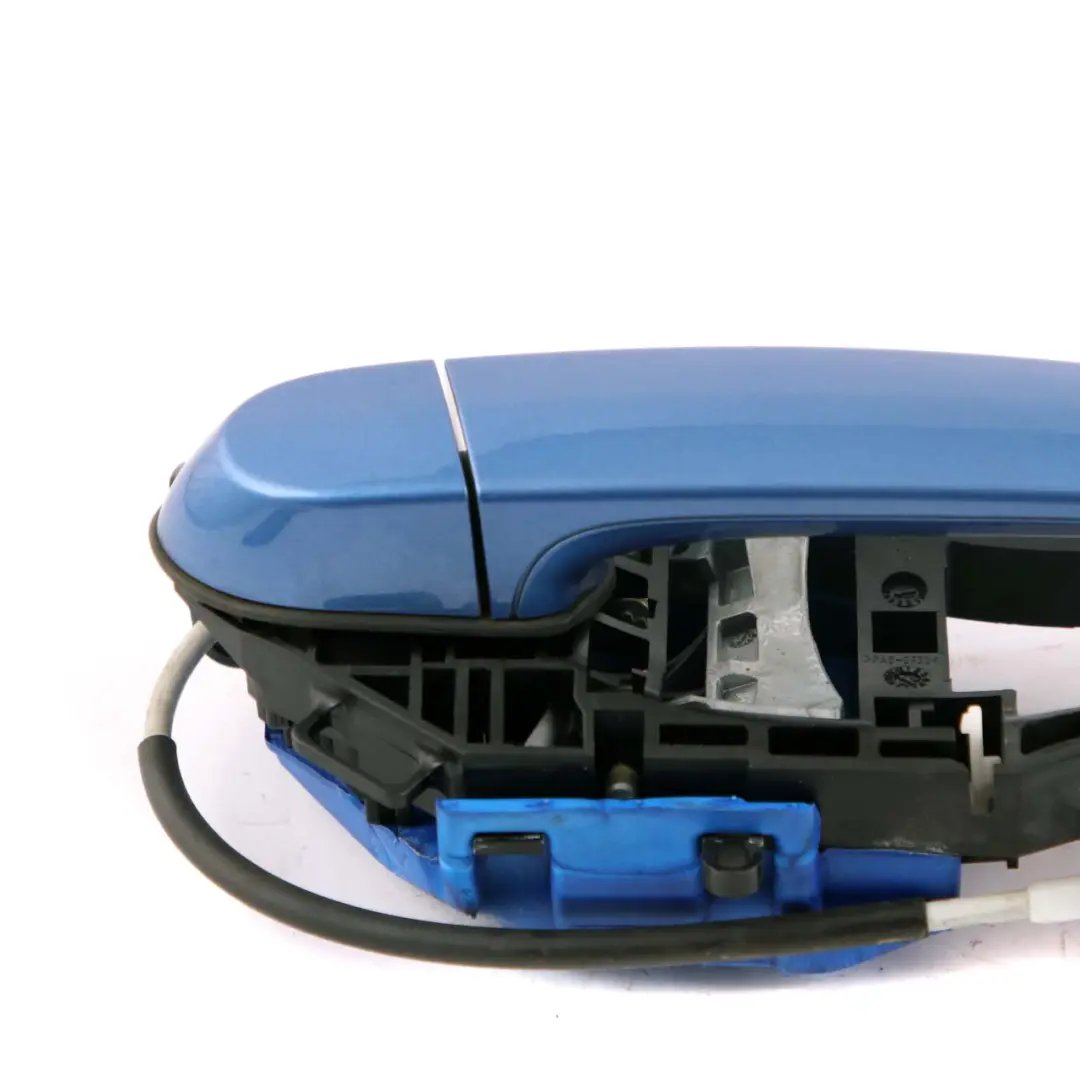 Asidero Trasero Derecho Estoril Blau Azul Metalizado B45 para BMW F20 LCI con número de pieza 7207562 BMW F20 LCI Asidero Trasero Derecho Estoril Blau Azul Metalizado B45 - SKU 7207562-EB - Número de pieza 7207562