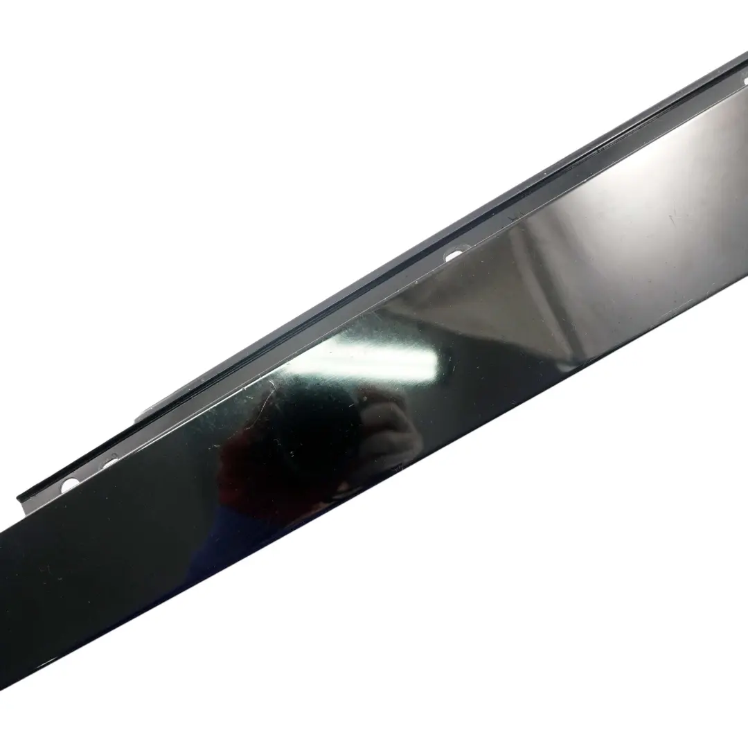 Finisher Window Frame B-Pillar Front Right O/S High Gloss to BMW X5 Series E70 with Part number 7207832 BMW X5 Series E70 Finisher Window Frame B-Pillar Front Right O/S High Gloss - SKU 7207832-1 - Part number 7207832