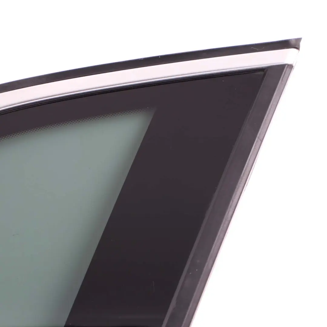 Joint De Vitre Latérale Noir Aluminium Arrière Droit AS3 7207884 pour BMW E70 à propos du numéro de pièce 7207886 BMW E70 Joint De Vitre Latérale Noir Aluminium Arrière Droit AS3 7207884 - SKU 7207886-1 - Numéro de pièce 7207886