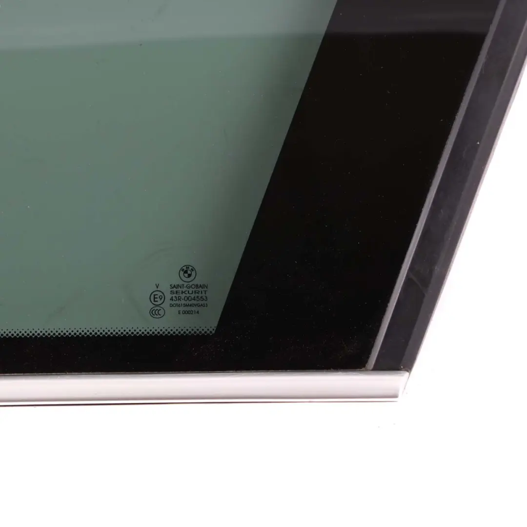 Finestrino Vetro Guarnizione Alluminio Posteriore Destro AS3 7207884 per BMW E70 con numero di parte 7207886 BMW E70 Finestrino Vetro Guarnizione Alluminio Posteriore Destro AS3 7207884 - SKU 7207886-1 - Numero di parte 7207886