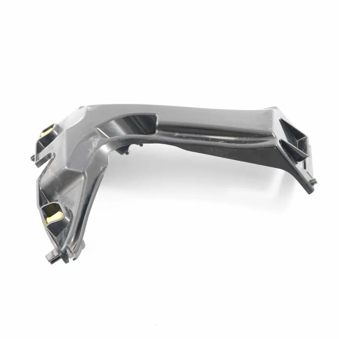 Staffa Paraurti Anteriore BMW F10 F11 LCI Distanziale Supporto Destro per con numero di parte 7207932 Staffa Paraurti Anteriore BMW F10 F11 LCI Distanziale Supporto Destro - SKU 7207932 - Numero di parte 7207932