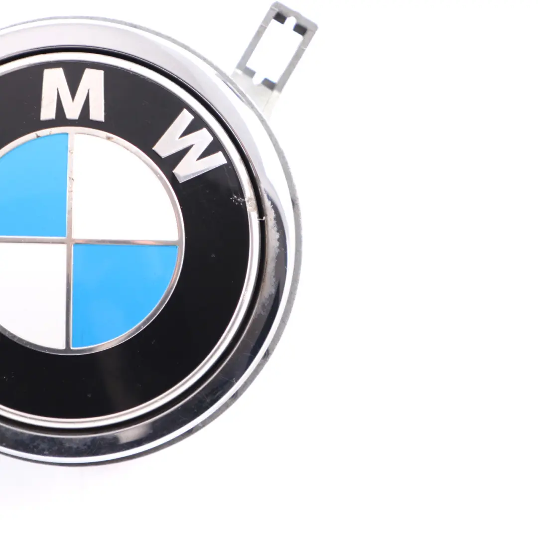 Emblema bagagliaio BMW E81 E87 Pulsante Portellone posteriore Apertura per con numero di parte 7207933 Emblema bagagliaio BMW E81 E87 Pulsante Portellone posteriore Apertura - SKU 7207933-1 - Numero di parte 7207933