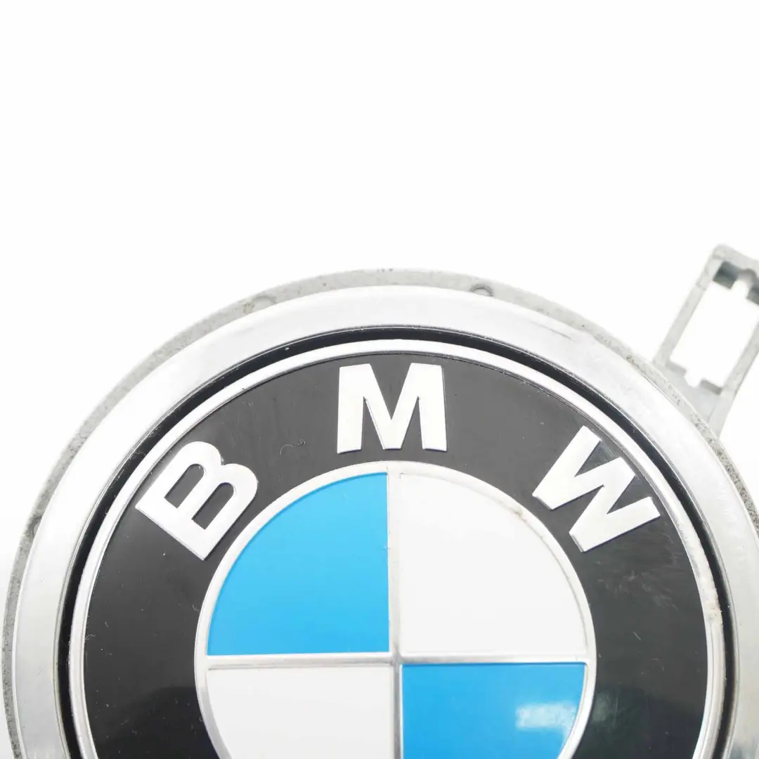 Emblema Boton Porton Trasero Insignia Apertura para BMW E81 E87 LCI con número de pieza 7207933 BMW E81 E87 LCI Emblema Boton Porton Trasero Insignia Apertura - SKU 7207933-3 - Número de pieza 7207933