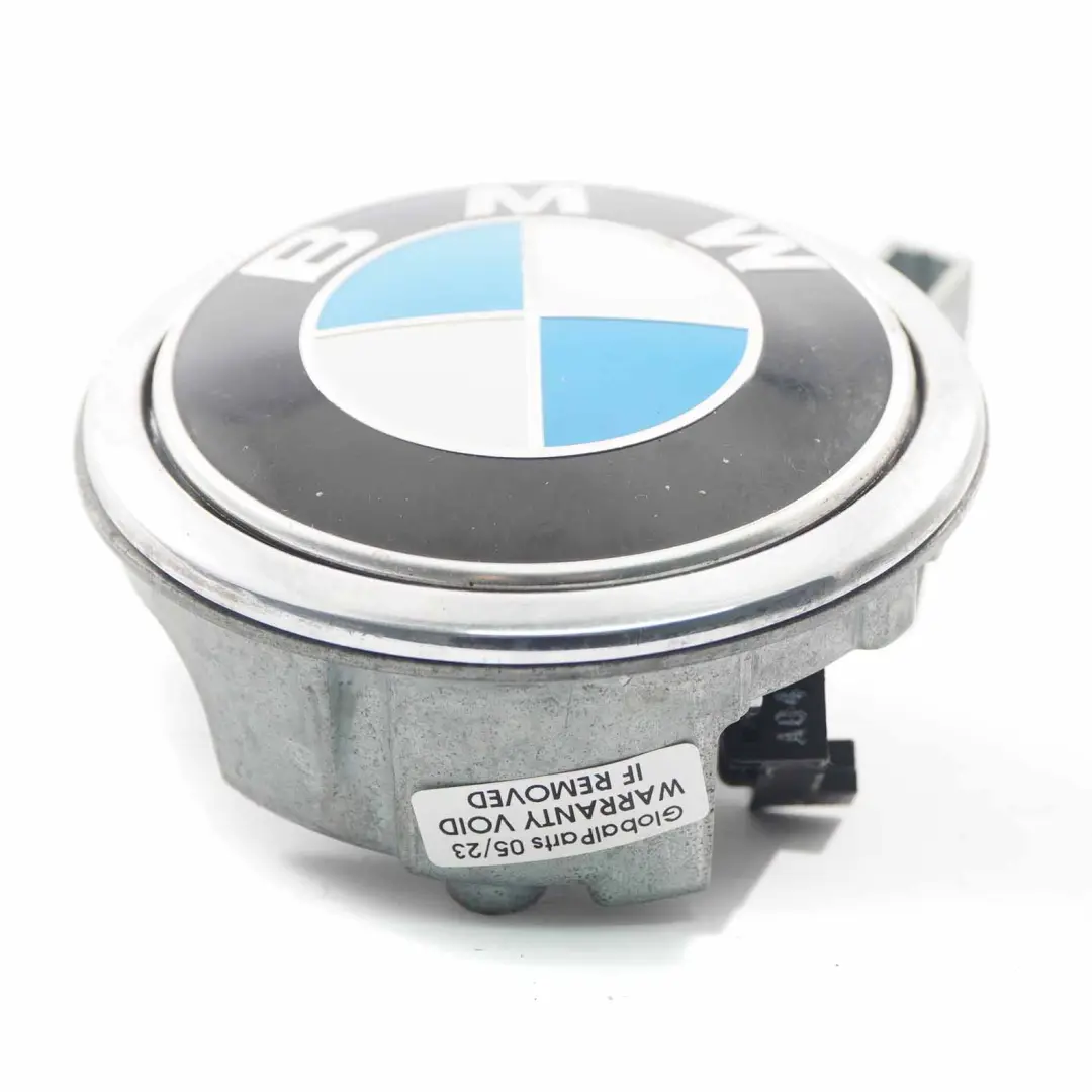 BMW 1 Series E81 E87 LCI Emblema Pulsante di Aprire il Bagagliaio - SKU 7207933-3 - Numero di parte 7207933