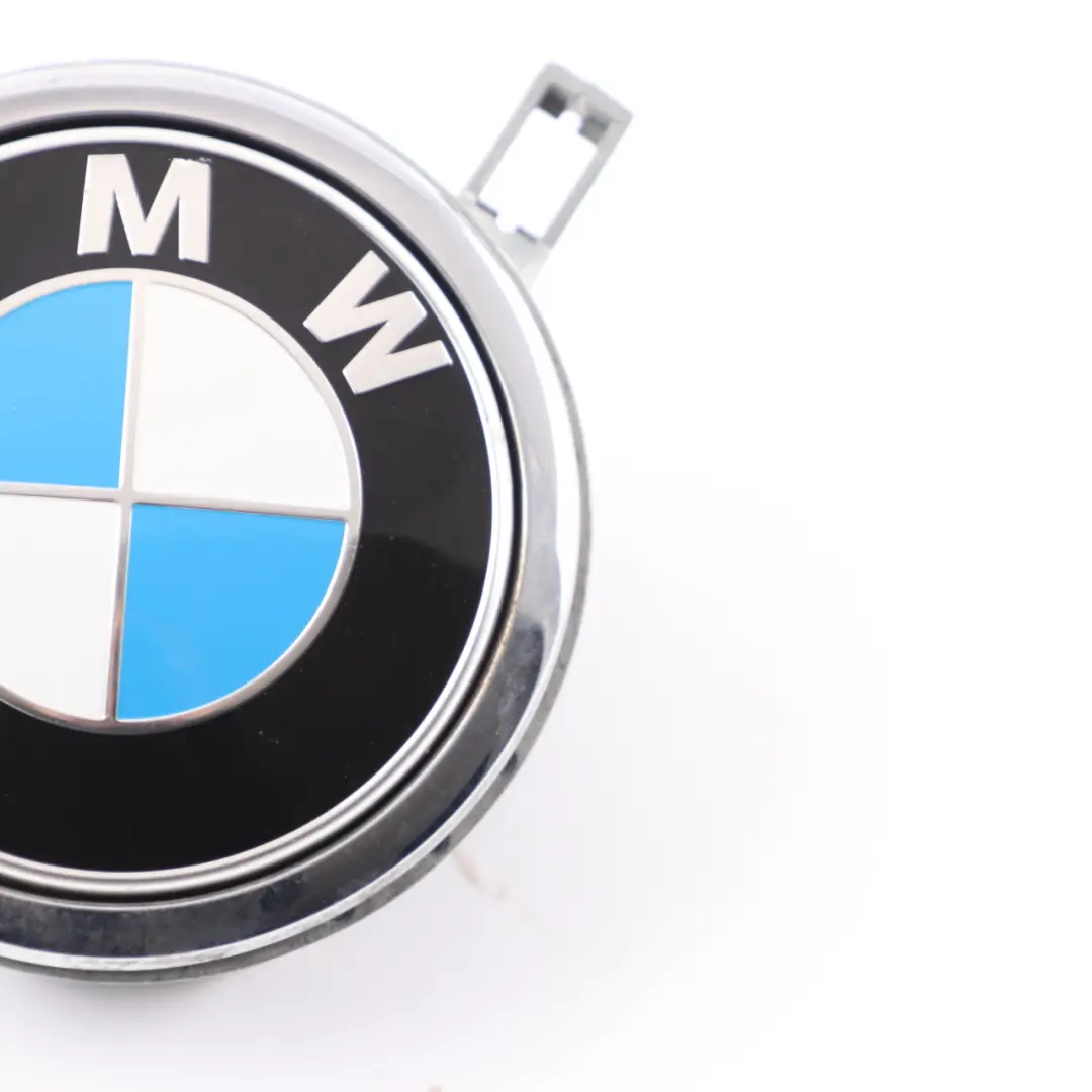 Trunk Emblem BMW E81 E87 LCI Button Tailgate Badge Open Opening to with Part number 7207933 Trunk Emblem BMW E81 E87 LCI Button Tailgate Badge Open Opening - SKU 7207933-7 - Part number 7207933