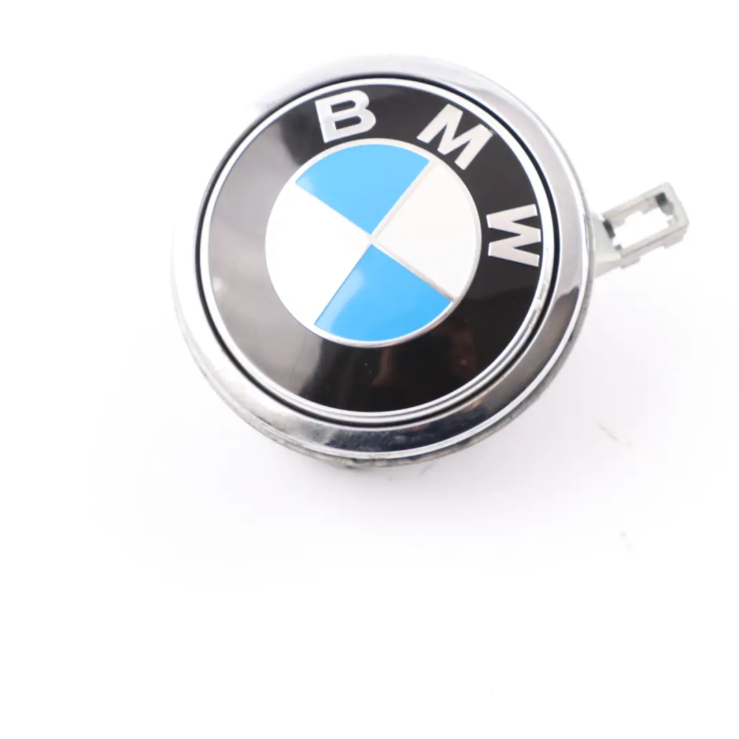 Trunk Emblem BMW E81 E87 LCI Button Tailgate Badge Open Opening to with Part number 7207933 Trunk Emblem BMW E81 E87 LCI Button Tailgate Badge Open Opening - SKU 7207933-7 - Part number 7207933