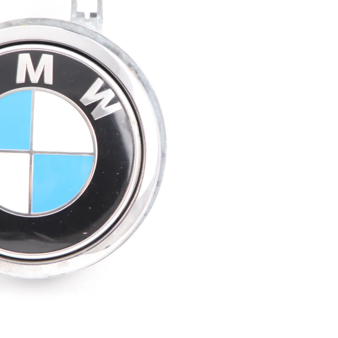 Trunk Emblem BMW E81 E87 LCI Button Tailgate Badge Open Opening to with Part number 7207933 Trunk Emblem BMW E81 E87 LCI Button Tailgate Badge Open Opening - SKU 7207933-8 - Part number 7207933