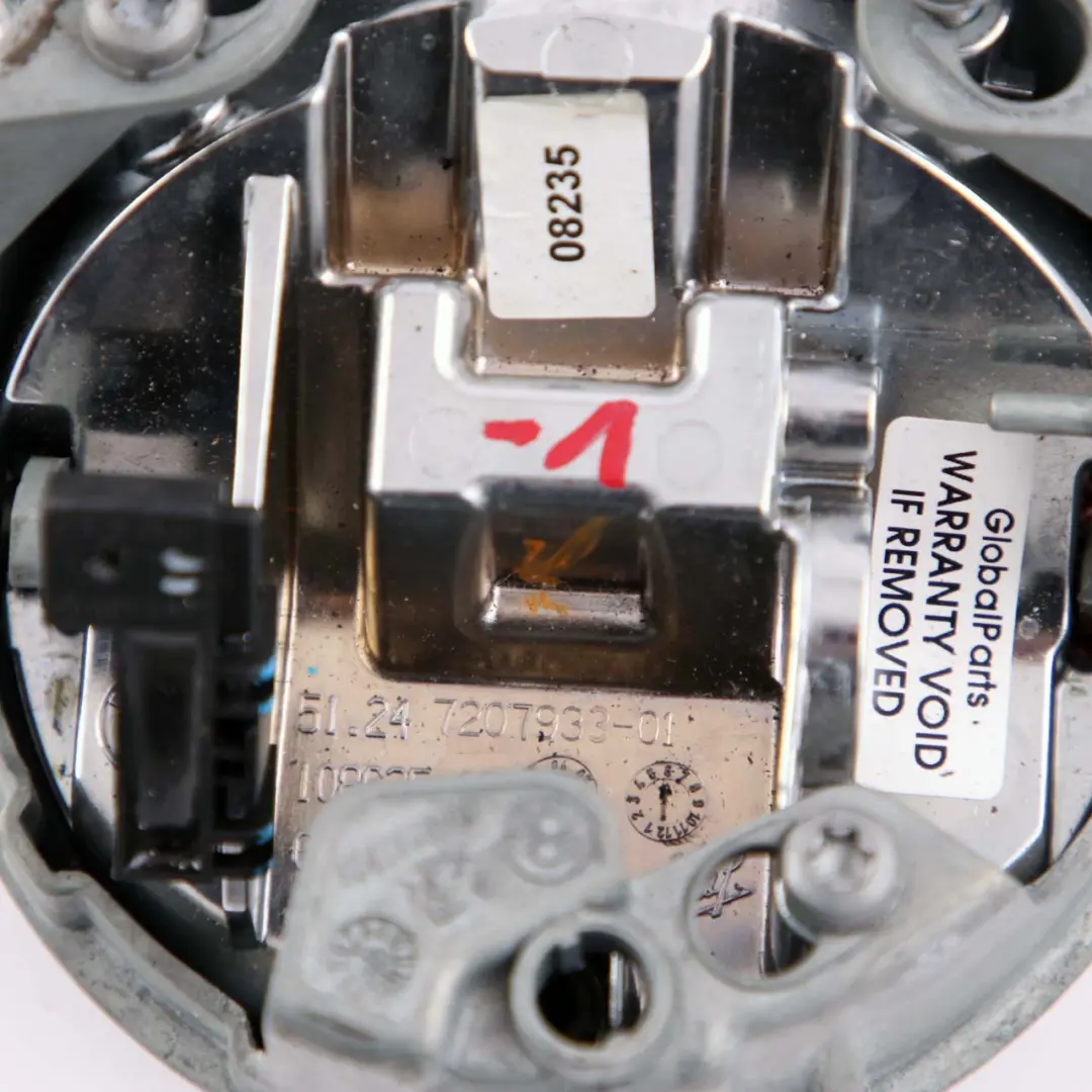 Emblembetätigung Kofferaum Heckklappengriff für BMW 1 er E81 E87 mit Teilenummer 7207933 BMW 1 er E81 E87 Emblembetätigung Kofferaum Heckklappengriff - SKU 7207933 - Teilenummer 7207933