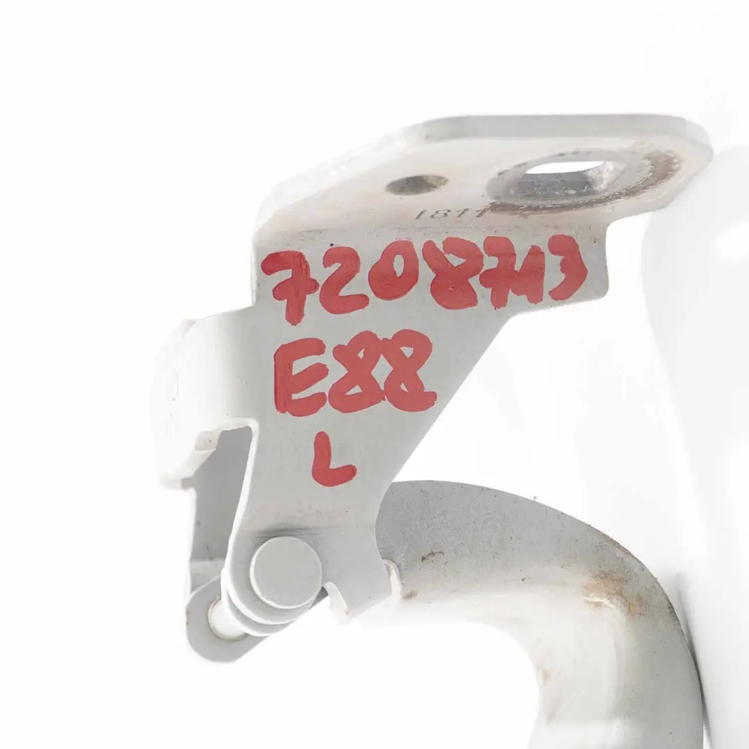 Charniere gauche de rabat de toit pliable blanc pour BMW E88 à propos du numéro de pièce 7208713 BMW E88 Charniere gauche de rabat de toit pliable blanc - SKU 7208713-WHI - Numéro de pièce 7208713
