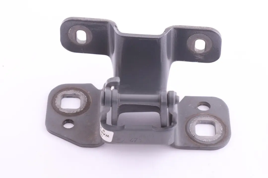 Right Folding Top Roof Flap Hinge O/S Silver 070609472 to BMW 1 Series E88 with Part number 7208714 BMW 1 Series E88 Right Folding Top Roof Flap Hinge O/S Silver 070609472 - SKU 7208714 - Part number 7208714