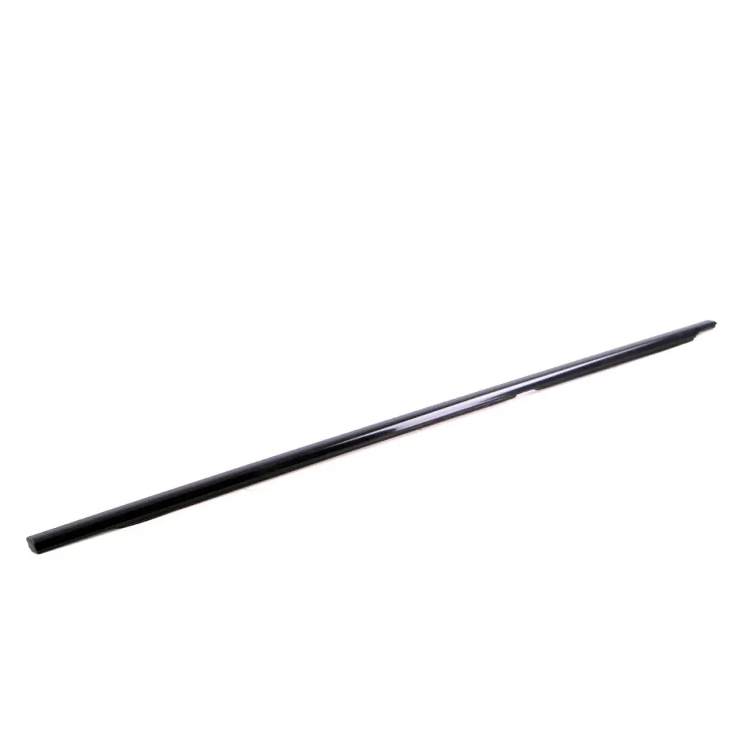Finestra posteriore Striscia paraspifferi esterna Copertura lucentezza per BMW F10 con numero di parte 7209710 BMW F10 Finestra posteriore Striscia paraspifferi esterna Copertura lucentezza - SKU 7209710 - Numero di parte 7209710