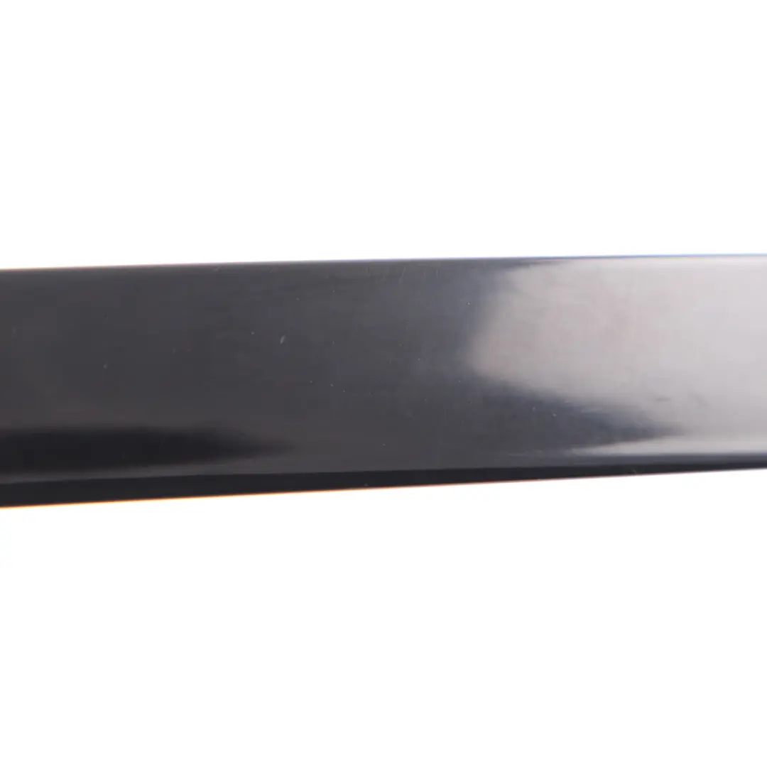 Copertura Finestrino Montante C Portiera Posteriore Sinistra per BMW F11 con numero di parte 7209721 BMW F11 Copertura Finestrino Montante C Portiera Posteriore Sinistra - SKU 7209721 - Numero di parte 7209721