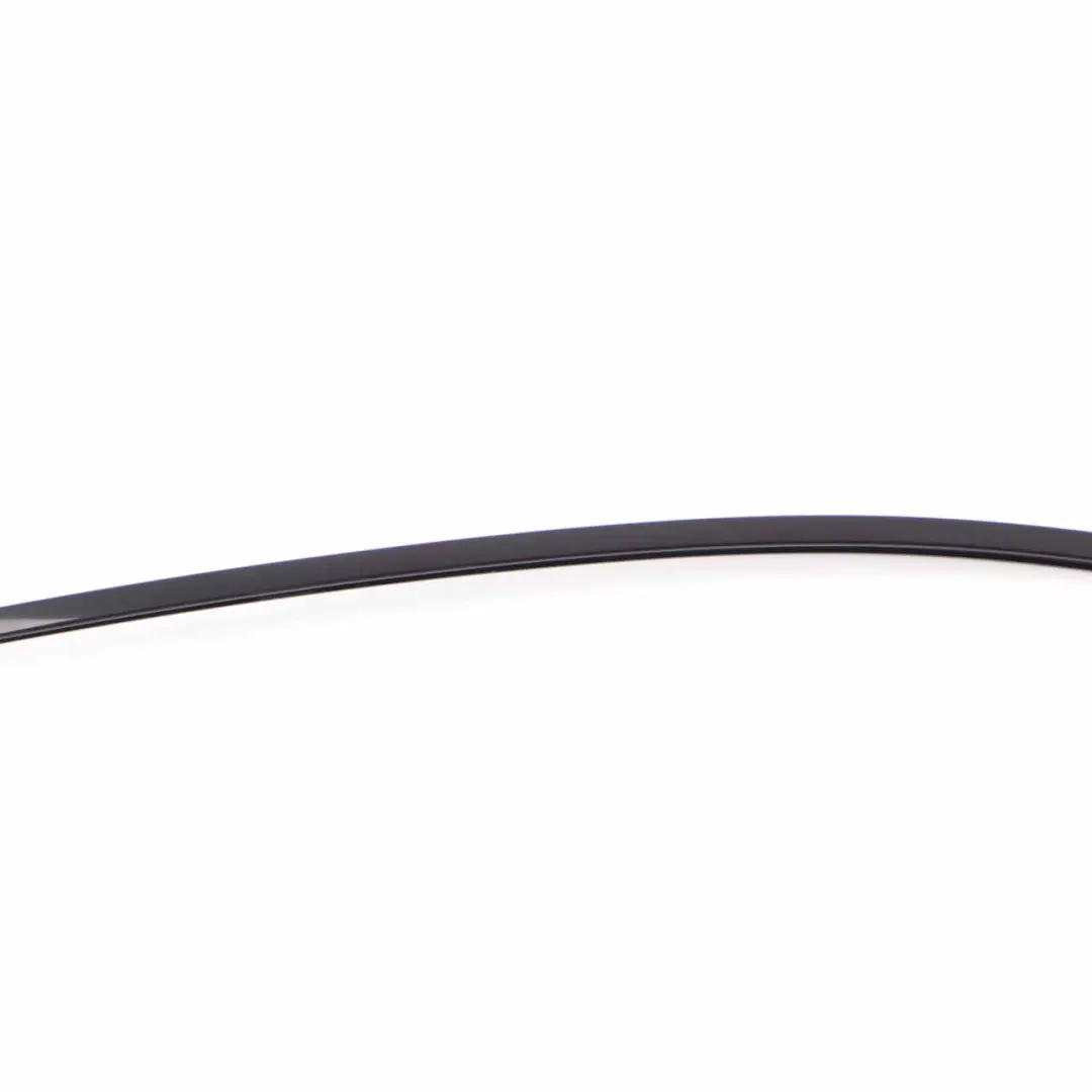 Cubre Marco Ventana Superior Izquierda Puerta Delantera Negro para BMW F10 F11 LCI con número de pieza 7209727 BMW F10 F11 LCI Cubre Marco Ventana Superior Izquierda Puerta Delantera Negro - SKU 7209727 - Número de pieza 7209727