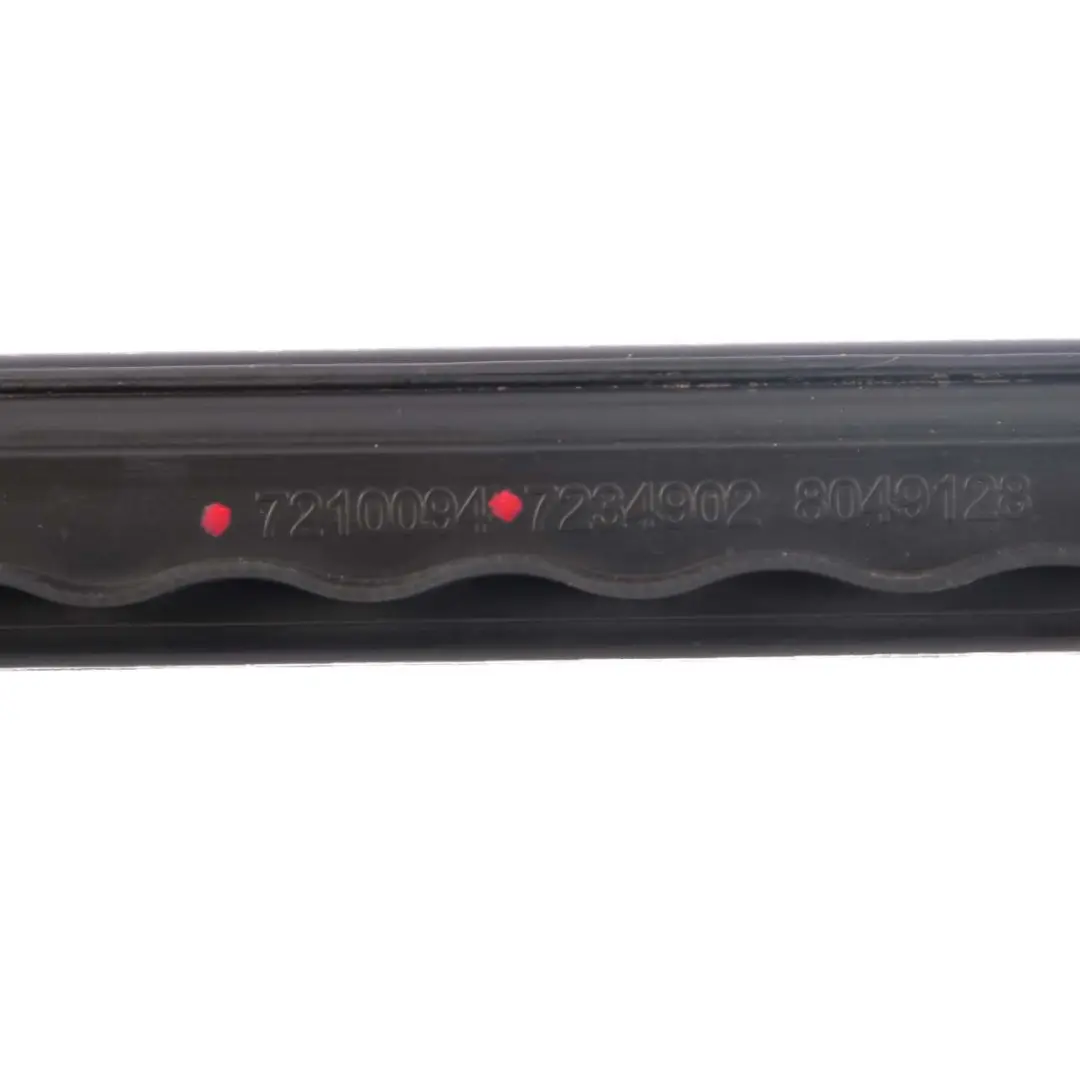 Roof Railing Moulding Right O/S Gutter Rail Black to BMW F11 LCI Touring with Part number 7210094 BMW F11 LCI Touring Roof Railing Moulding Right O/S Gutter Rail Black - SKU 7210094 - Part number 7210094