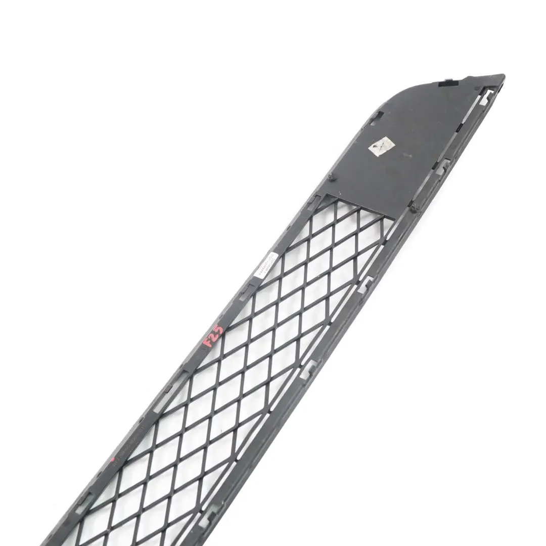 Atrapa Zaślepka Kratka Grill Zderzaka Dolna do BMW X3 F25 o numerze 7210465 BMW X3 F25 Atrapa Zaślepka Kratka Grill Zderzaka Dolna - SKU 7210465 - Numer Części 7210465