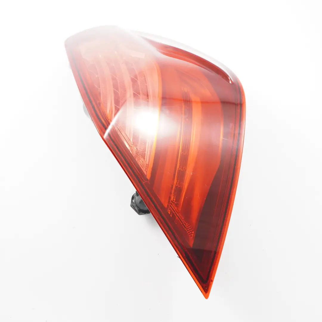 Feu Arrière BMW F06 F12 F13 Feu arrière Panneau latéral arrière droit pour à propos du numéro de pièce 7210576 Feu Arrière BMW F06 F12 F13 Feu arrière Panneau latéral arrière droit - SKU 7210576 - Numéro de pièce 7210576