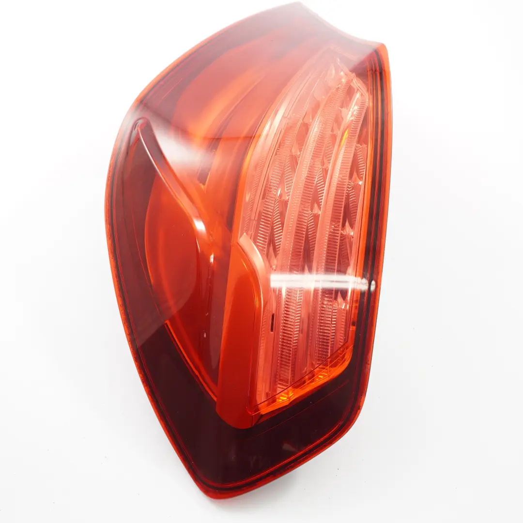 Lamp BMW F06 F12 F13 Tail Light Side Panel Right O/S Taillight to Rear with Part number 7210576 Rear Lamp BMW F06 F12 F13 Tail Light Side Panel Right O/S Taillight - SKU 7210576 - Part number 7210576
